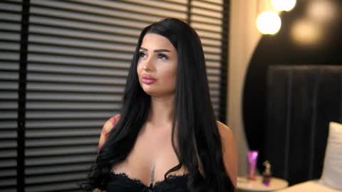 Kylie online show from 02/10/26, 05:55