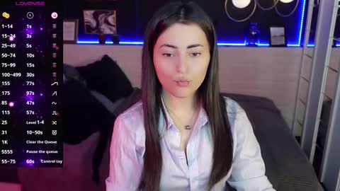 Kylie online show from 02/28/25, 05:48