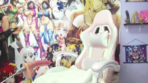 Snapshot of kylie_moan chatting on 09/17/25, 09:33  KYLIE online show from 09/17/25, 09:33