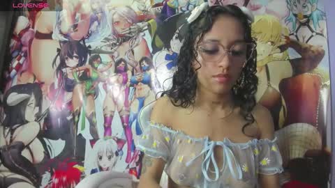 Snapshot of kylie_moan chatting on 09/20/25, 03:40  KYLIE online show from 09/20/25, 03:40