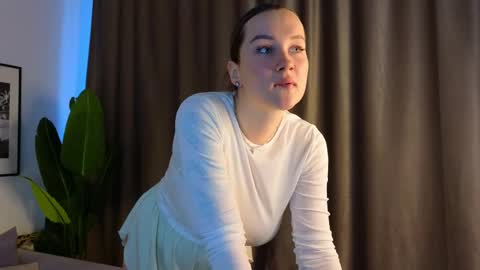 Anna online show from 02/08/25, 10:29