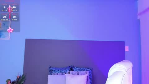 Snapshot of kylie_reyes chatting on 02/10/25, 07:49 Kylie Reyes online show from 02/10/25, 07:49