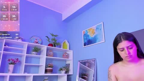 Snapshot of kylie_reyes chatting on 02/10/25, 10:51 Kylie Reyes online show from 02/10/25, 10:51