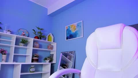 Snapshot of kylie_reyes chatting on 02/26/25, 01:43 Kylie Reyes online show from 02/26/25, 01:43