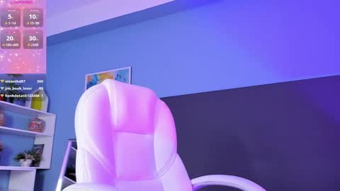 Snapshot of kylie_reyes chatting on 03/04/25, 01:12 Kylie Reyes online show from 03/04/25, 01:12