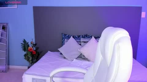 Snapshot of kylie_reyes chatting on 03/06/25, 08:27 Kylie Reyes online show from 03/06/25, 08:27