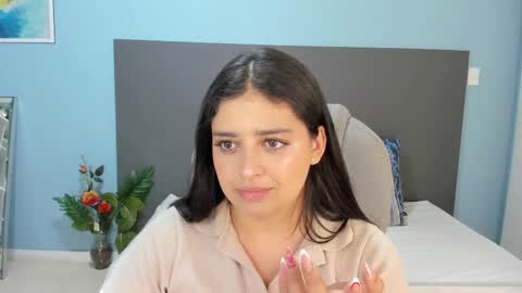 Snapshot of kylie_reyes chatting on 09/22/25, 08:44 Kylie Reyes online show from 09/22/25, 08:44