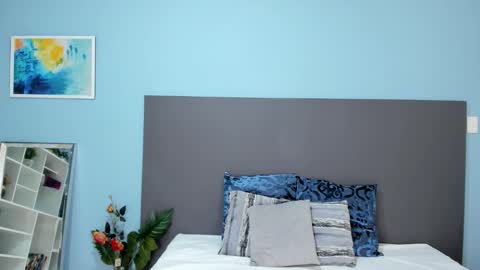 Snapshot of kylie_reyes chatting on 10/18/25, 07:25 Kylie Reyes online show from 10/18/25, 07:25