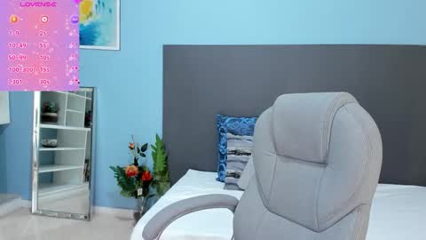 Snapshot of kylie_reyes chatting on 10/27/25, 07:29 Kylie Reyes online show from 10/27/25, 07:29