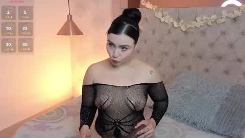 Snapshot of kylie_river chatting on 04/25/26, 11:35 Kylie online show from 04/25/26, 11:35