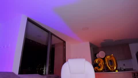     online show from 03/12/25, 06:51