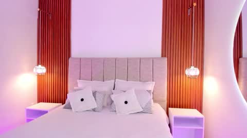 Snapshot of kylie_sofi chatting on 10/09/25, 01:31 kloe sofia online show from 10/09/25, 01:31