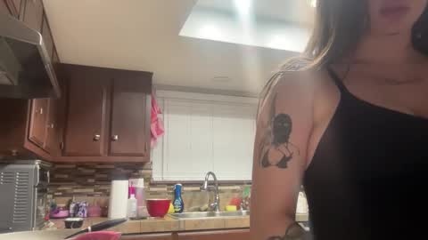 kylie_star30 online show from 01/10/26, 09:11