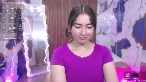 kylie_tay1 online show from 03/04/26, 08:59