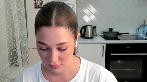 Snapshot of kylieblond chatting on 03/09/26, 09:41 Din online show from 03/09/26, 09:41