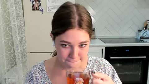 Snapshot of kylieblond chatting on 03/12/26, 09:10 Din online show from 03/12/26, 09:10