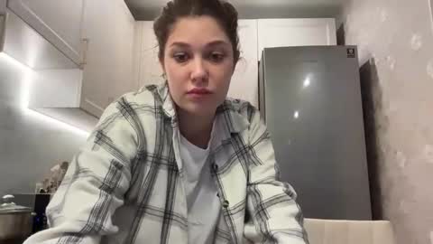 Snapshot of kylieblond chatting on 04/14/26, 09:10 Din online show from 04/14/26, 09:10