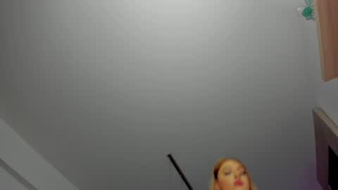 KYLIE online show from 01/13/25, 07:11