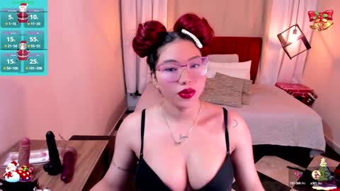 Snapshot of kyliejennerr_1 chatting on 12/19/24, 12:12 Kylie online show from 12/19/24, 12:12
