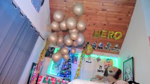   online show from 12/25/24, 02:03