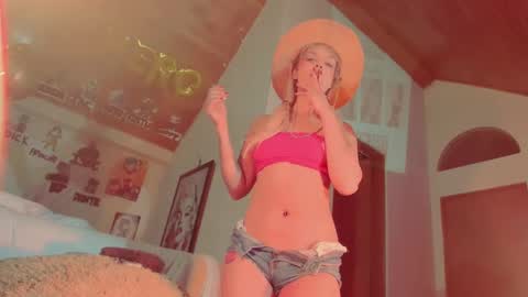   online show from 03/01/25, 10:53