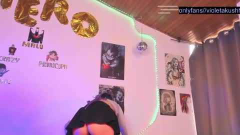 Snapshot of kyliekandy chatting on 05/18/26, 08:25 online show from 05/18/26, 08:25