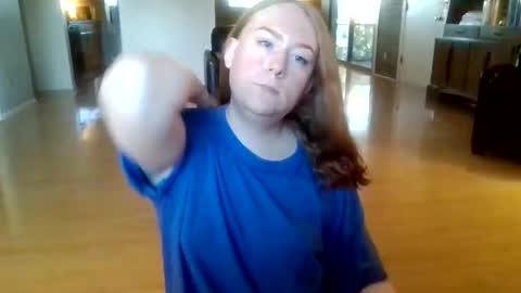 kylieredd online show from 05/14/26, 01:45