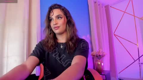 Kylie online show from 02/13/25, 04:54