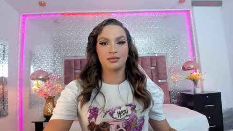 Kylie online show from 09/13/25, 04:45