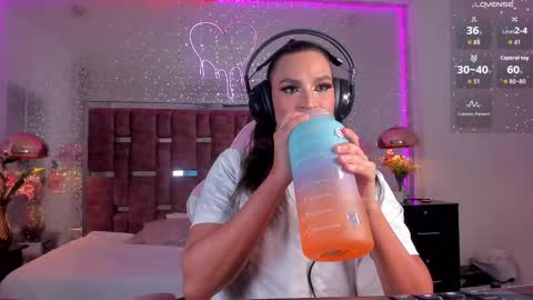 Kylie online show from 09/26/25, 04:49