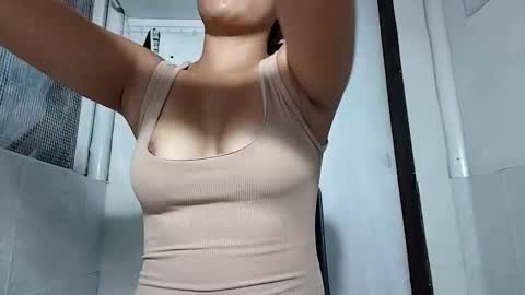 kylie online show from 12/05/25, 01:58