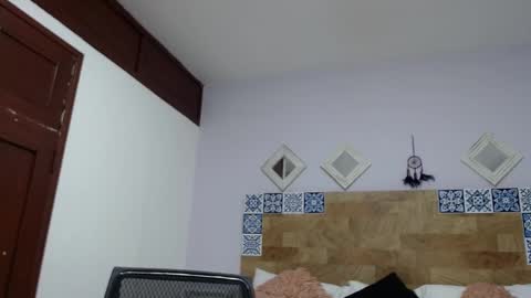 Snapshot of kyliiebaker chatting on 01/22/25, 11:01 Kylie online show from 01/22/25, 11:01