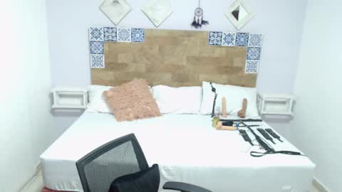 Snapshot of kyliiebaker chatting on 01/26/25, 01:36 Kylie online show from 01/26/25, 01:36