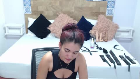 Snapshot of kyliiebaker chatting on 01/31/25, 02:17 Kylie online show from 01/31/25, 02:17