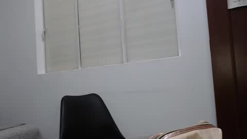 Snapshot of kyliiebaker chatting on 02/09/25, 11:58 Kylie online show from 02/09/25, 11:58