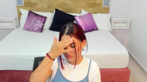 Kylie online show from 02/25/26, 11:53