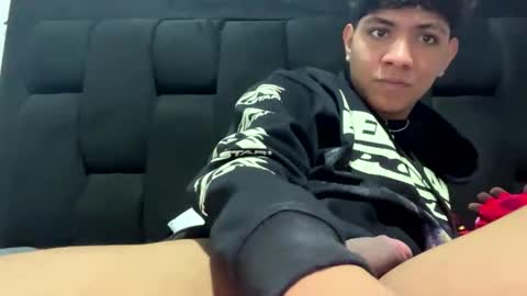 steven online show from 12/19/25, 04:25