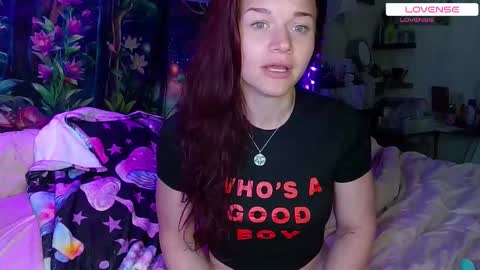 Snapshot of kyloereign chatting on 10/27/25, 04:55 Kyloe Reign online show from 10/27/25, 04:55