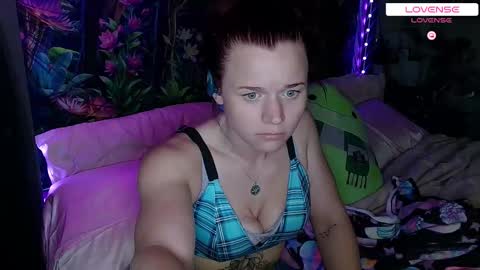 Snapshot of kyloereign chatting on 10/31/25, 05:03 Kyloe Reign online show from 10/31/25, 05:03