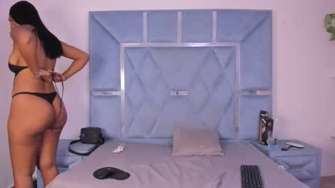 Snapshot of kymasm chatting on 04/07/26, 01:00 kym online show from 04/07/26, 01:00