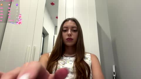 Snapshot of kymberlyrosenlof chatting on 04/10/26, 10:20 Selena online show from 04/10/26, 10:20