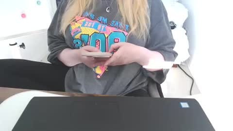 Snapshot of kymchi chatting on 04/07/26, 09:04 Check Out My NSFW OnlyFans Link On Bio online show from 04/07/26, 09:04