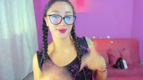 Kym Giraldo online show from 09/24/25, 06:06