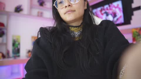 Snapshot of kyomi_chang chatting on 01/13/25, 02:11 Kyomi online show from 01/13/25, 02:11