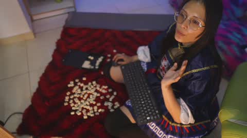 Snapshot of kyomi_chang chatting on 01/24/25, 03:13 Kyomi online show from 01/24/25, 03:13