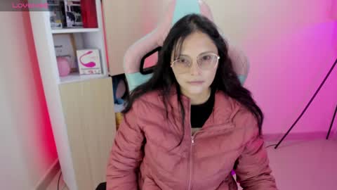 Snapshot of kyomi_chang chatting on 02/06/25, 12:37 Kyomi online show from 02/06/25, 12:37