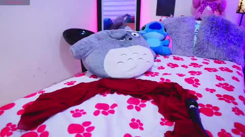 Snapshot of kyomi_chang chatting on 02/21/25, 06:26 Kyomi online show from 02/21/25, 06:26