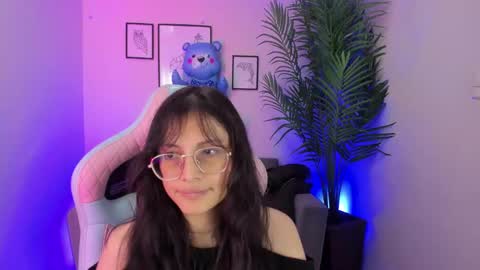 Snapshot of kyomi_chang chatting on 03/07/25, 01:07 Kyomi online show from 03/07/25, 01:07