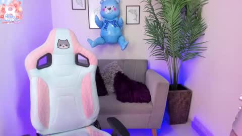 Snapshot of kyomi_chang chatting on 03/10/25, 12:26 Kyomi online show from 03/10/25, 12:26