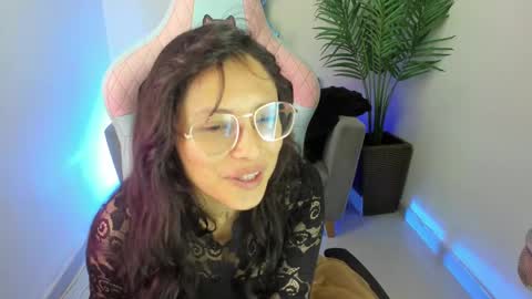 Snapshot of kyomi_chang chatting on 03/12/25, 01:08 Kyomi online show from 03/12/25, 01:08